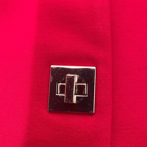 Tommy Hilfiger 3 “button” Cropped Blazer Red Size 6 business causal preppy - Picture 9 of 12